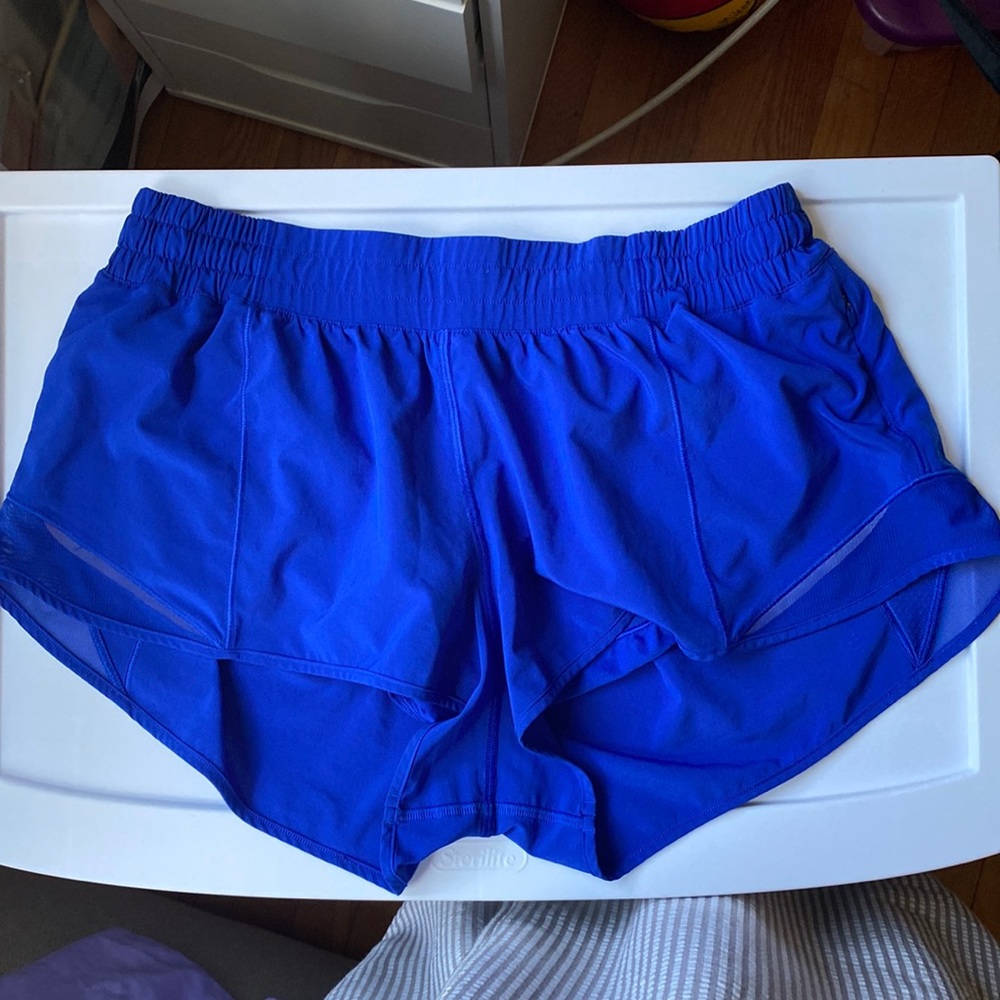 LULULEMON Hotty Hot 2.5 Blue Shorts Size 12